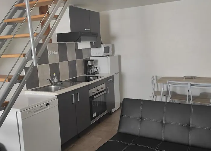 Alpa Au Centre De 아파트 랑공